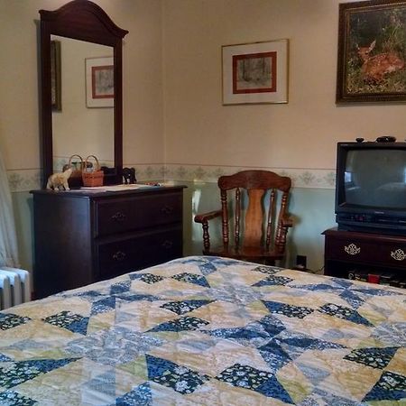 Fish & Loaves Bed And Breakfast Numidia Exterior foto